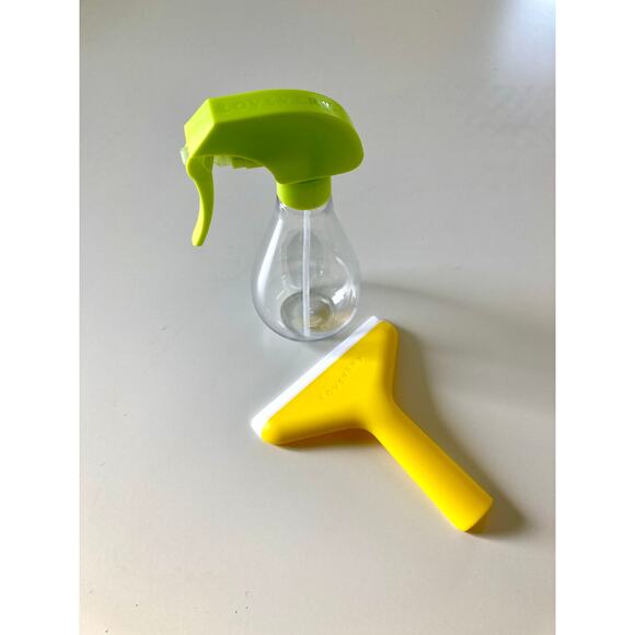 Lovevery Squeaky Clean Squeegee Set - Picture 1 of 1